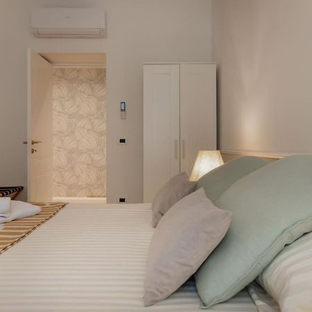 טריאסטה Foscolo 46 - Elegant Family Apartment מראה חיצוני תמונה